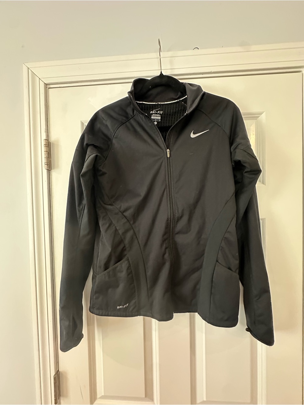 Nike Women's Black Full-Zip Performance Jacket